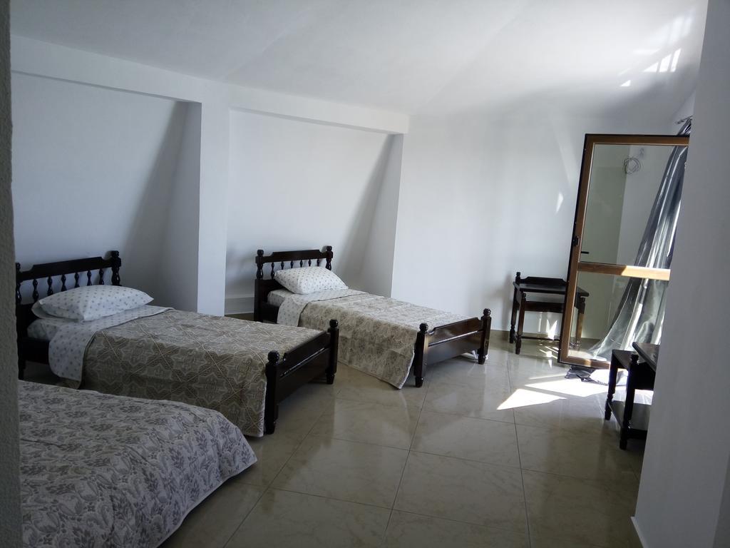 S&K Dotro Hotel Костинещи Екстериор снимка